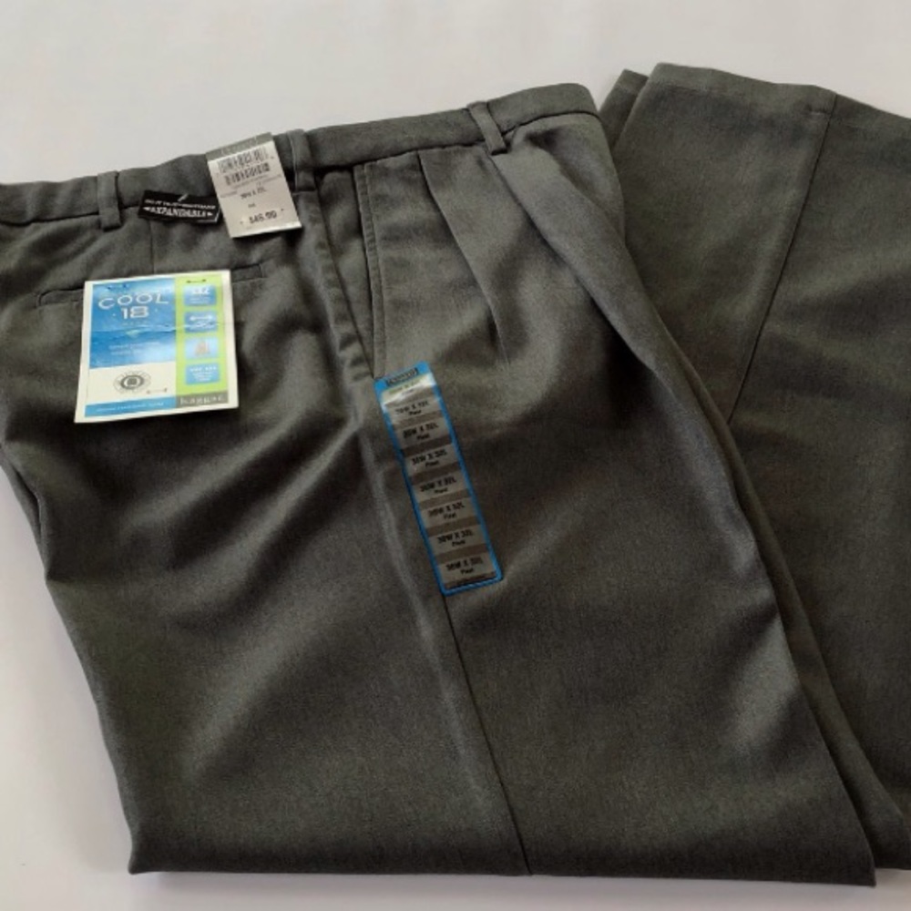 Men’s 36W x 32L gray Slacks golf expandable